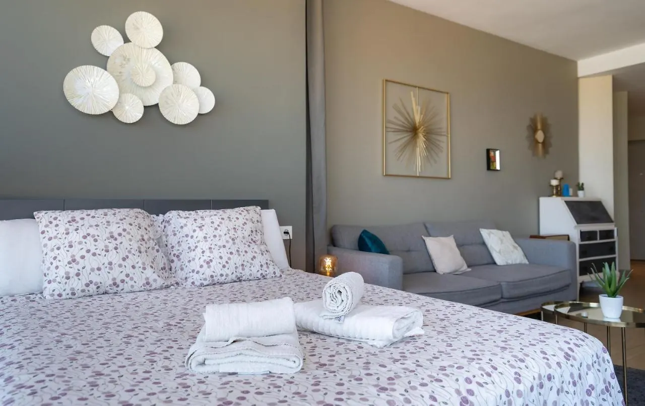 Suite La Colina Torremolinos 0*,  Spain